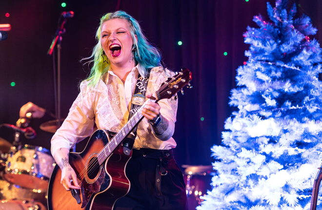 seraina_telli_acoustic_promo_foto_credits_alice_malherbe_1-min